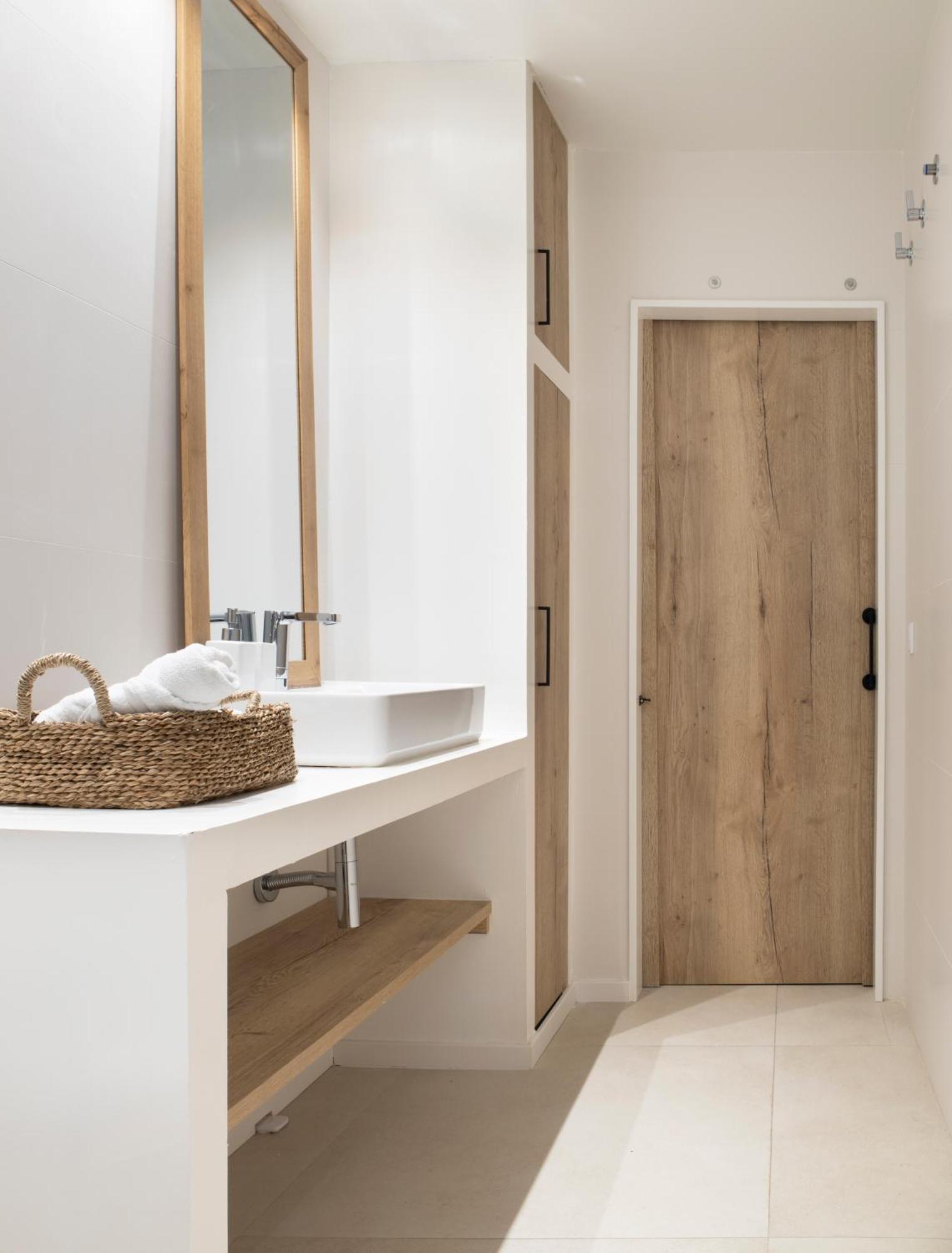 Nuevo Apartamento Planta Baja Бельрегуарт Экстерьер фото
